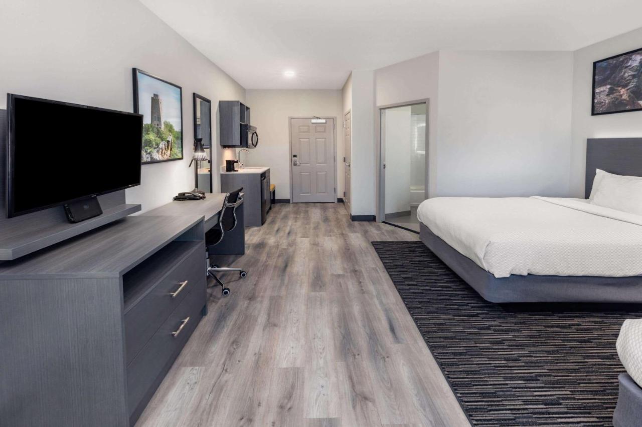 La Quinta Inn & Suites By Wyndham أدمور المظهر الخارجي الصورة